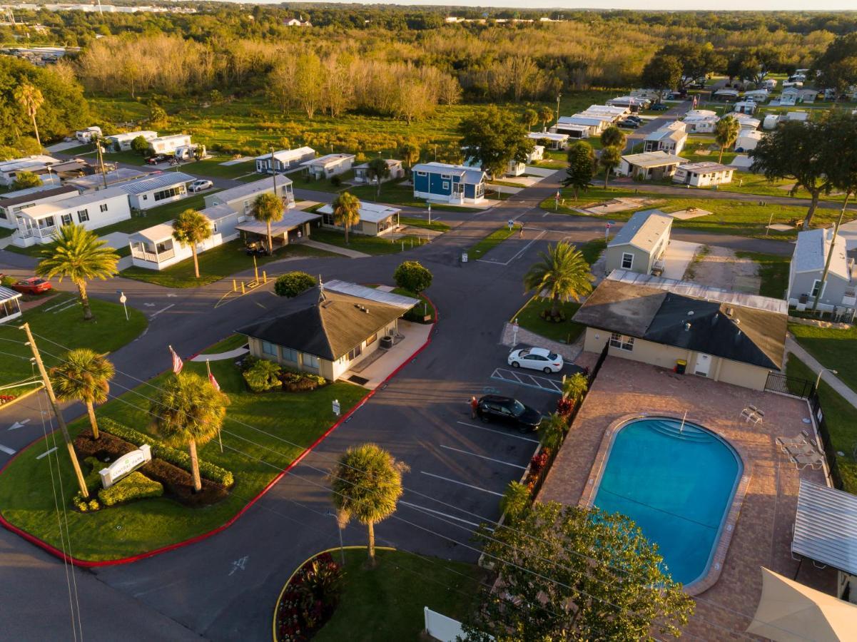 Central Park Rv Resort เฮนส์ซิตี้ ภายนอก รูปภาพ